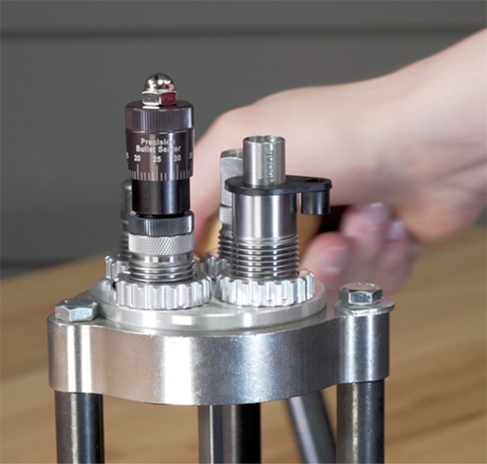 Picture of Carbide Factory Crimp Micrometer Seater Adapter